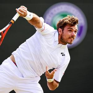 Wawrinka marches forth in bid to be in Federer's league