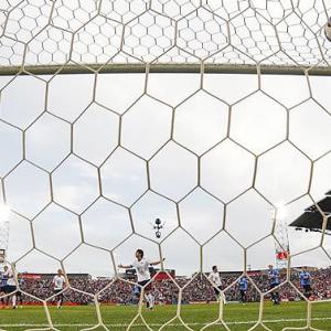 Kaka leads MLS All-Stars to win over Tottenham