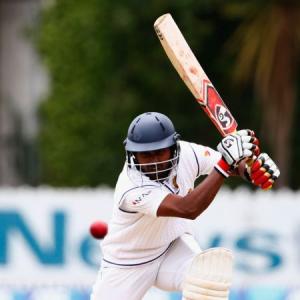 Sri Lanka opener Silva airlifted to hospital after head injury