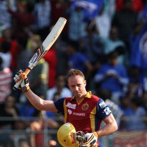 It will be AB de Villiers vs Dwayne Bravo for the Most Valuable
