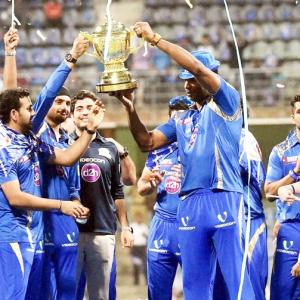 PHOTOS: Heroes welcome for IPL champs Mumbai Indians at Wankhede