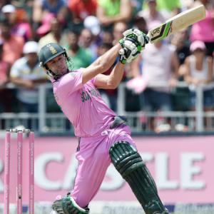 De Villiers gets paternity leave, while four uncapped players called-up
