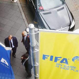 FIFA: Swiss open criminal proceedings tied to 2018, 2022 World Cup bids