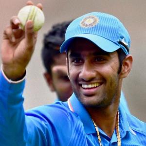 Gurkeerat earns surprise call-up in Dhoni-led squad for SA series