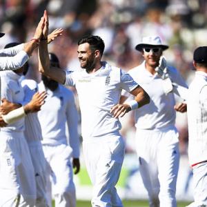 Third Test: England destroy Pakistan to take series lead