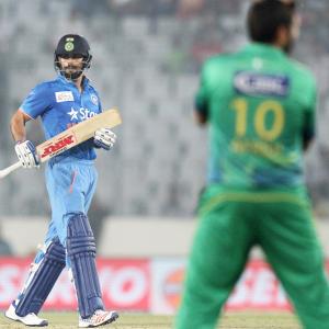 5 Reasons why Kohli went into 'non-T20' zone against Pakistan