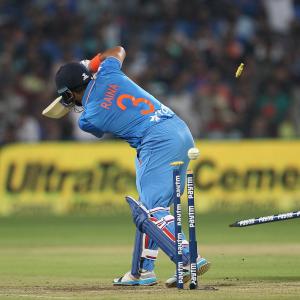 It was more English wicket than Indian, Dhoni takes a dig