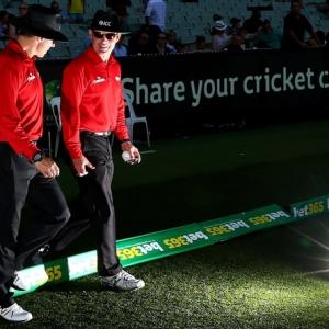 Umpires to be issued helmets for World T20
