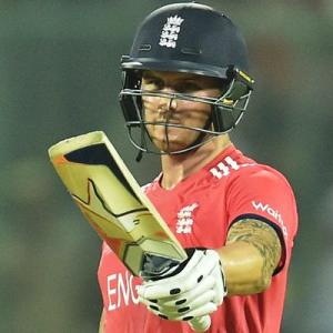 World T20: Brilliant Roy takes England to final