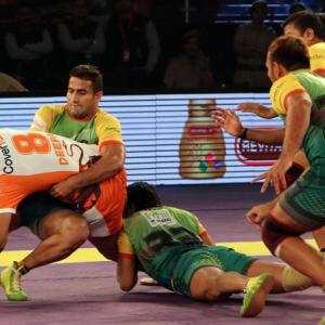 Patna Pirates rout Puneri Paltan, enter finals