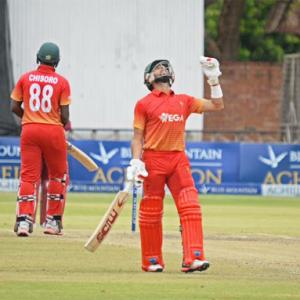 Zimbabwe edge out West Indies to reach tri-series final