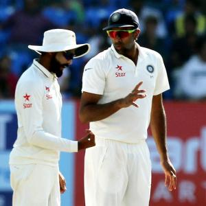 Jadeja stays top, Ashwin rises to 2nd in ICC rankings