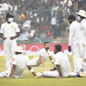 'Lankan players halted play to break Kohli's rhythm'