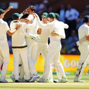 Ashes: Australia outclass England to take 2-0 lead