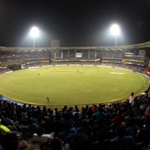 Move Bangladesh Test to Mumbai if Hyderabad declines: Vengsarkar