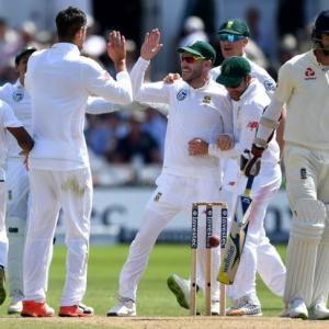 2nd Test: South Africa crush England to level series