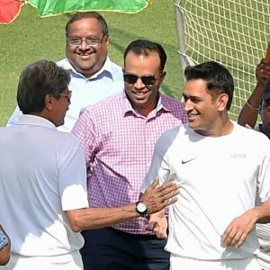 Dhoni takes 'ad break', checks Eden strip ahead of Lanka Test