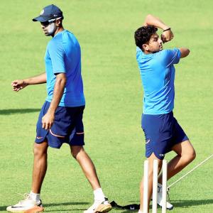Keep Ashwin, Kuldeep in Test XI, go with 3-2 bowling combination: Azharhttp://www.rediff.com/cricket/report/indian-have-big-chance-of-winning-test-series-in-england-ganguly-india-tour/20180721.htmhttp://www.rediff.com/cricket/report/indian-have-big-chance-of-winning-test-series-in-england-ganguly-india-tour/20180721.htm