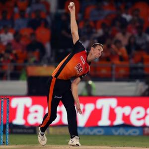 Sunrisers pacer Stanlake ruled out of IPL with injury