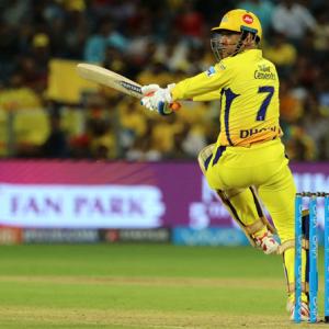 Aakash Chopra on Dhoni's form and MI's fortunes in the IPL