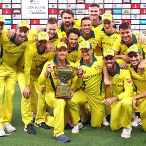 All-round Australia rout Pakistan to sweep ODI series