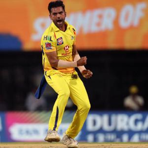 20 dot balls in 4 overs! Chahal creates IPL record