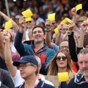 PIX: English fans give sandpaper send-off to Warner