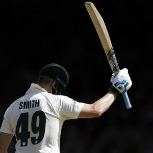 Smith closes in on top-ranked Kohli in Test rankings