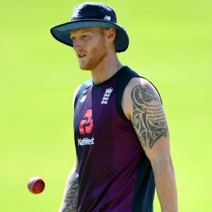 Stokes rejoins team as father's condition improves