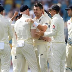 1st Test: Anderson equals Botham record