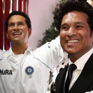 Sachin Tendulkar meets... Sachin Tendulkar!