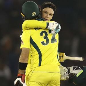 4th ODI: Handscomb, Turner star in record chase as Aus level series