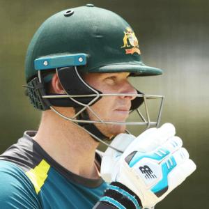 Smith shrugs off Pooran's light ball-tampering ban