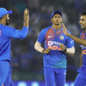 Bowling for CSK shaped Chahar's mindset