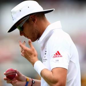 Will cricketers stop using saliva to shine the ball?