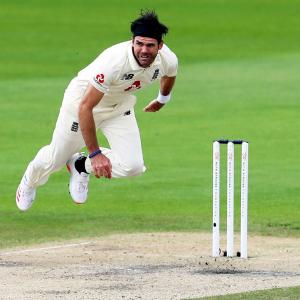 Front foot no-ball technology for England-Pak Tests