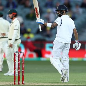 Kohli rescues India in Adelaide examination