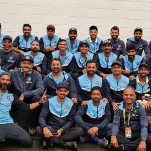 Team India's 'character' applauded after MCG win