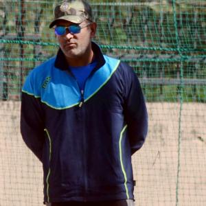 Ganguly refuses to comment on Dhoni's omission