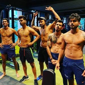 Rohit mercilessly trolls Chahal's shirtless picture