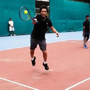 SEE: Roger, impressed with Sachin's forehand?