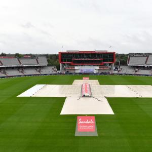 Third day of Test abandoned as rain washes out play