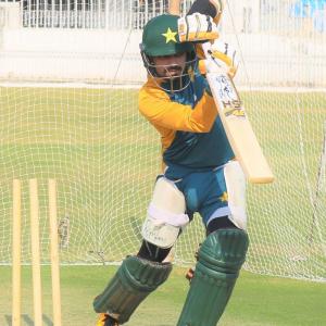 Should Babar take over Pakistan's Test captaincy?
