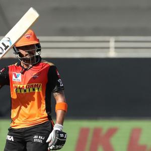 Manish Pandey completes 3,000 runs in IPL