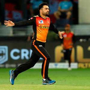 IPL: Which bowler has best economy rate?