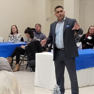 Kapil supports desi Rep nominee for Virginia LG post