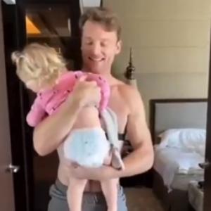 Buttler's adorable workout with daughter