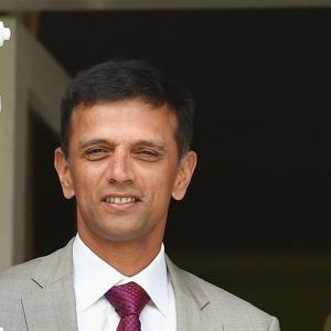 Dravid invited to speak at MIT