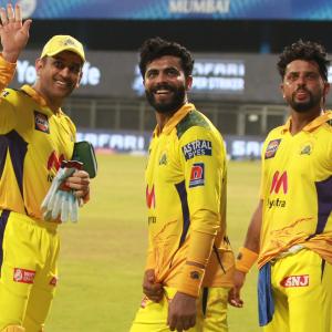 In-form CSK start favourite against inconsistent SRH