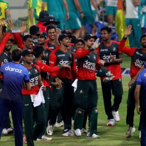 Bangladesh complete T20 series rout of Australia